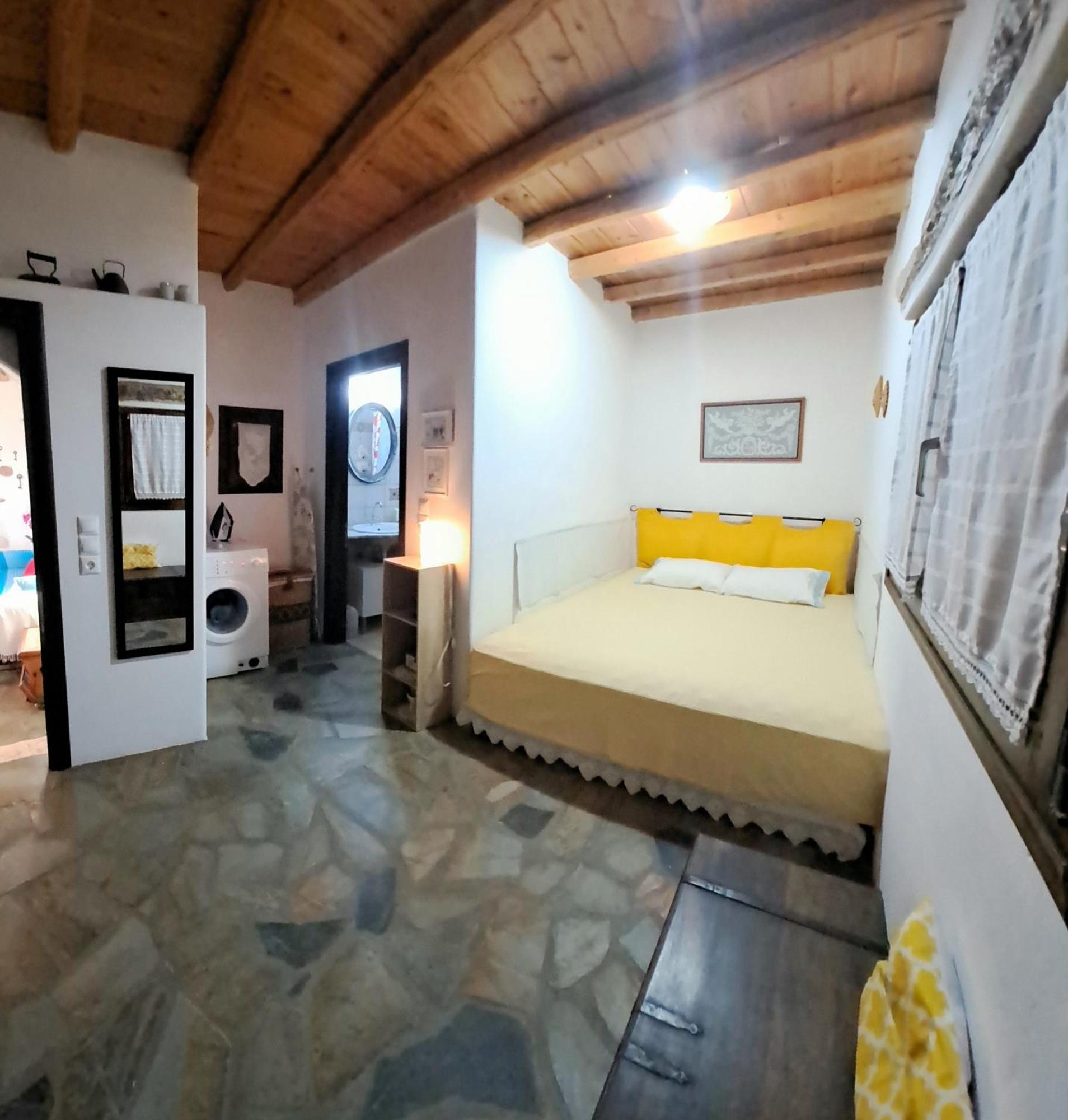 Traditional House Paros Sarakíniko Exterior photo