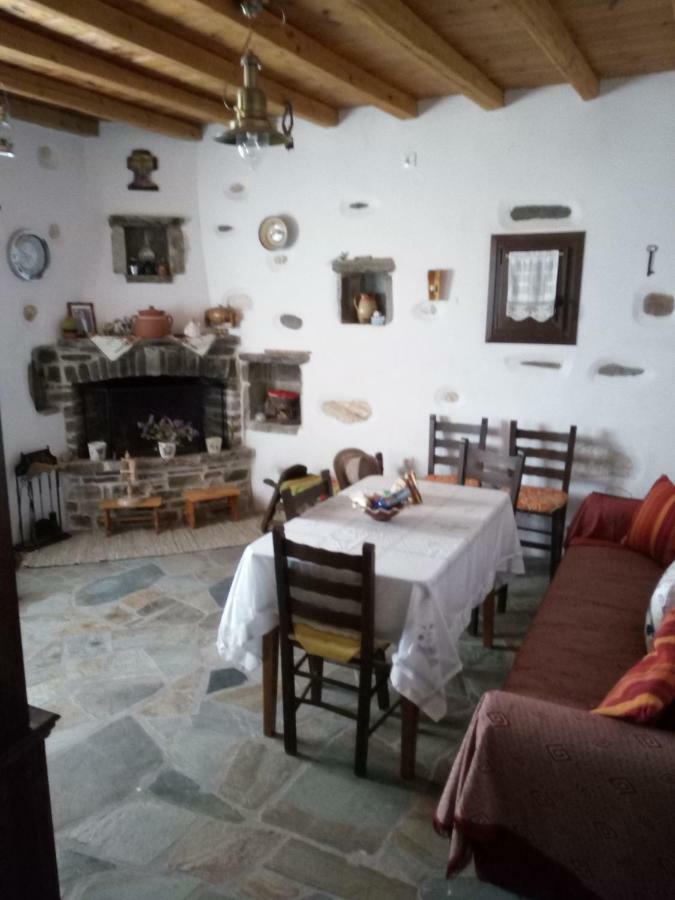 Traditional House Paros Sarakíniko Exterior photo