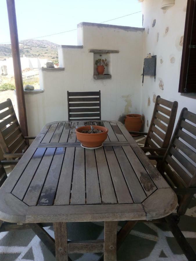 Traditional House Paros Sarakíniko Exterior photo