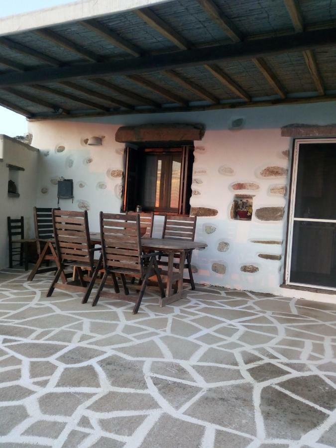 Traditional House Paros Sarakíniko Exterior photo